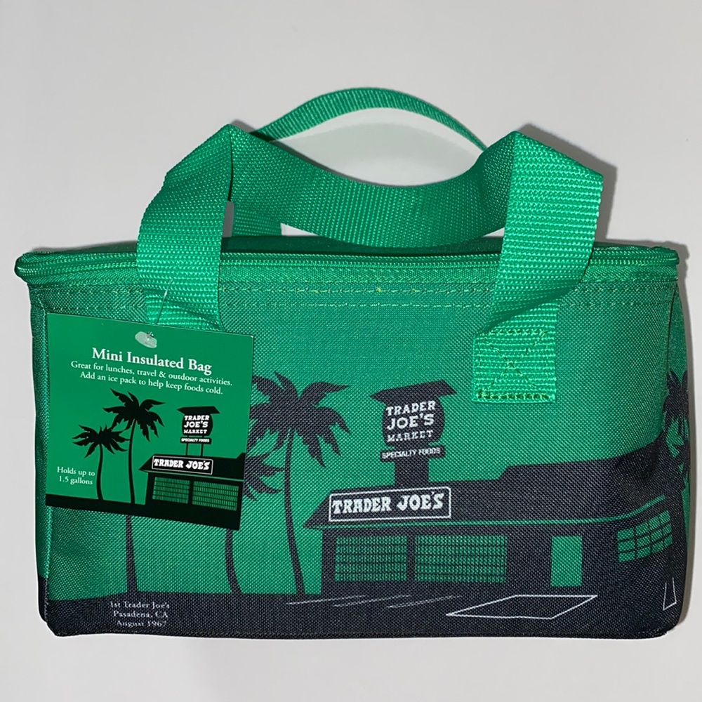 NWT Trader Joe’s Green MINI Insulated Cooler Bag